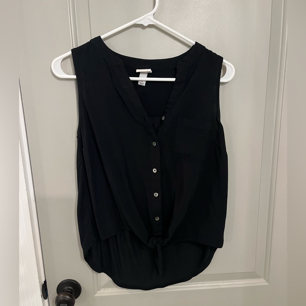 A New Day size small back structured tie front button down tank top
